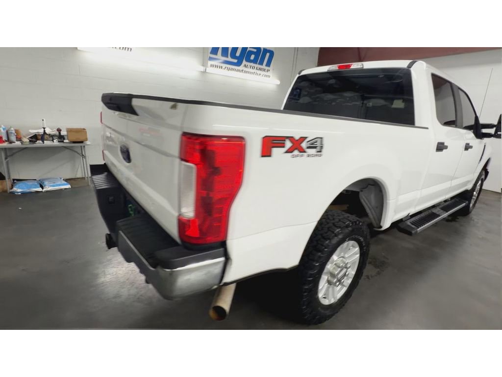 Used 2018 Ford F250 XL w/ STX Appearance Package AWD/4WD image 8