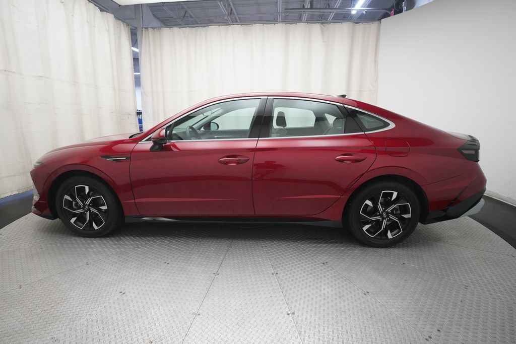 Used 2024 Hyundai Sonata SEL FWD image 23