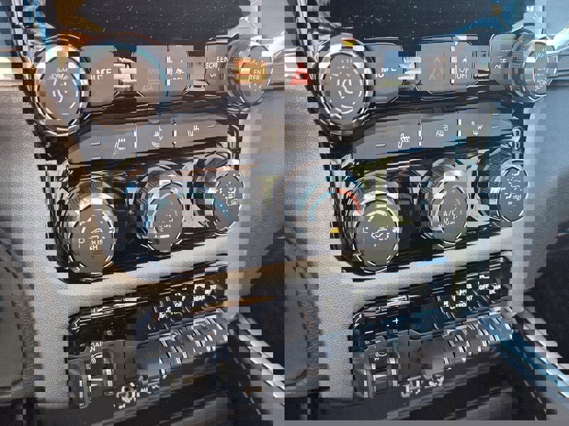 New 2026 RAM 1500 Big Horn w/ Night Edition image 18