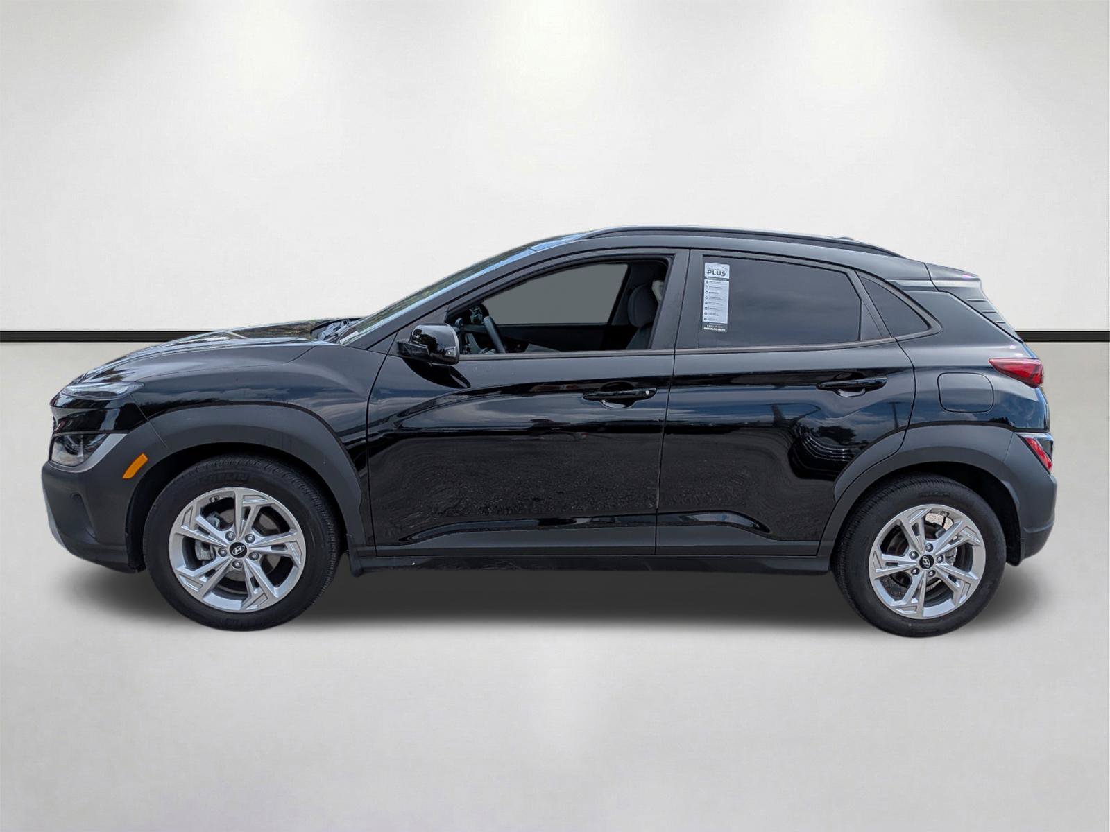 Used 2022 Hyundai Kona SEL FWD image 7