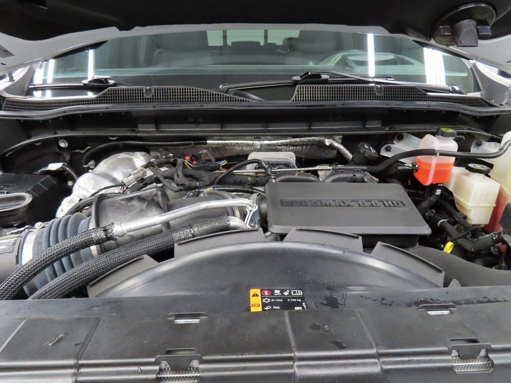 Used 2025 Chevrolet Silverado 2500 ZR2 w/ Technology Package image 28