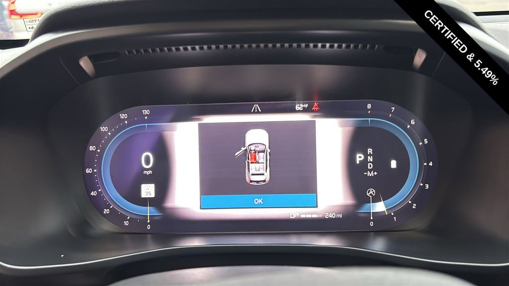 Certified 2023 Volvo XC40 B5 Plus w/ Driver Assist Package image 15
