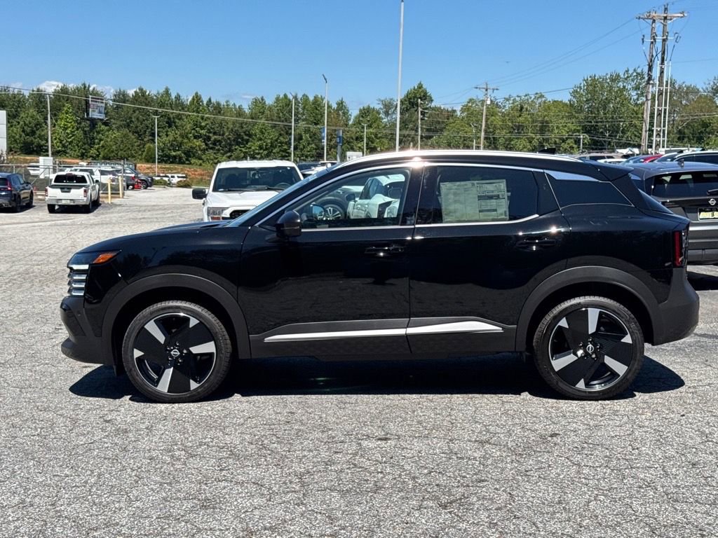 New 2025 Nissan Kicks SR FWD image 6