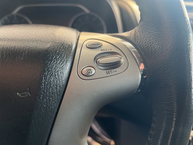 Used 2017 Nissan Murano SV image 21