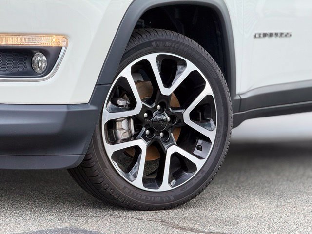 Used 2021 Jeep Compass Limited w/ Elite Exterior Group AWD/4WD image 2