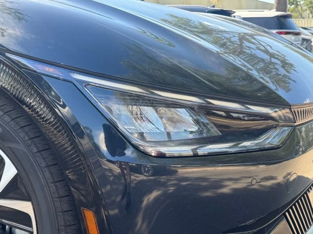 Used 2022 Kia EV6 Wind RWD image 8