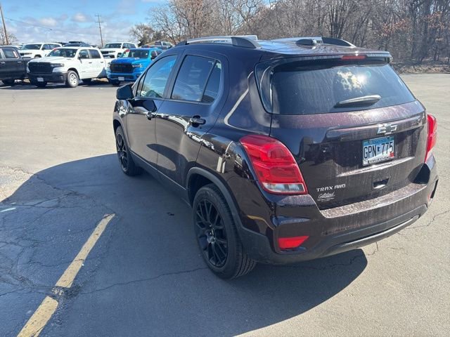 Used 2021 Chevrolet Trax LT w/ Premium Seat Package image 6