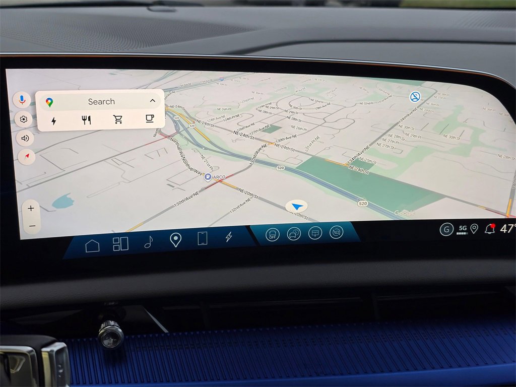 New 2026 Cadillac Optiq Luxury 1 image 29