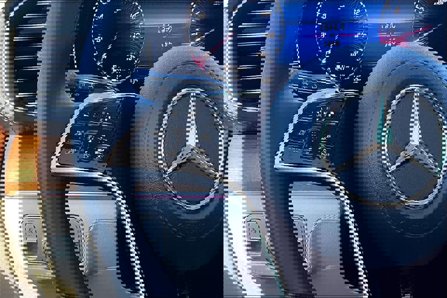 Used 2024 Mercedes-Benz GLE 350 4MATIC image 23