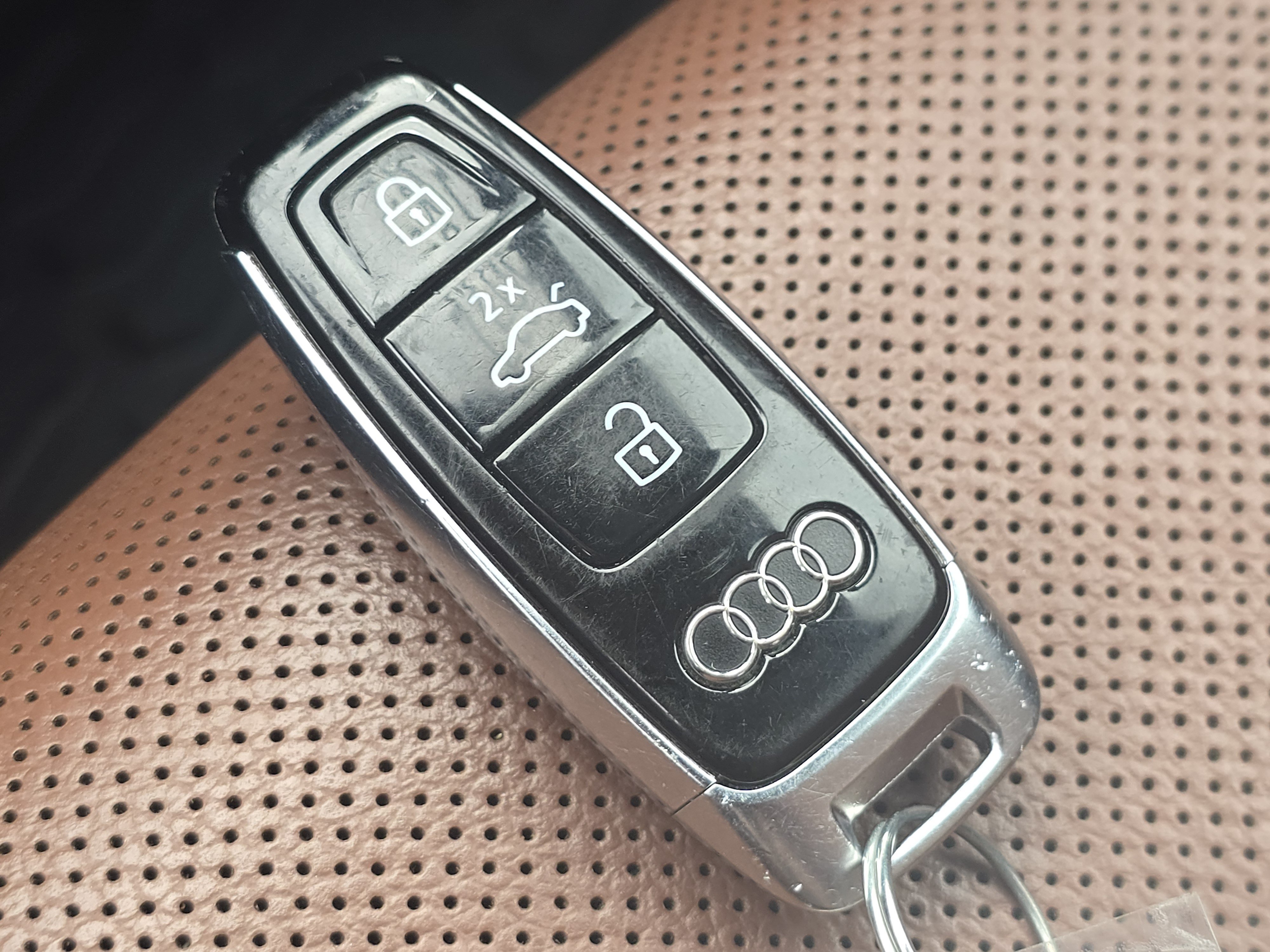 Used 2022 Audi Q7 2.0T Premium Plus AWD/4WD image 29
