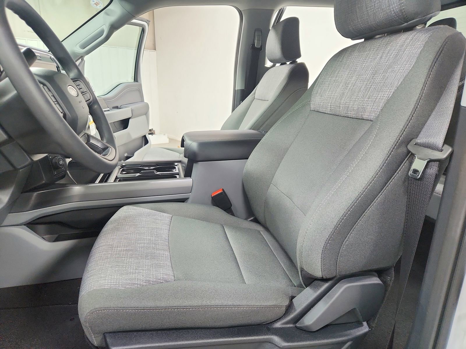 New 2026 Ford F250 XLT w/ XLT Premium Package image 19