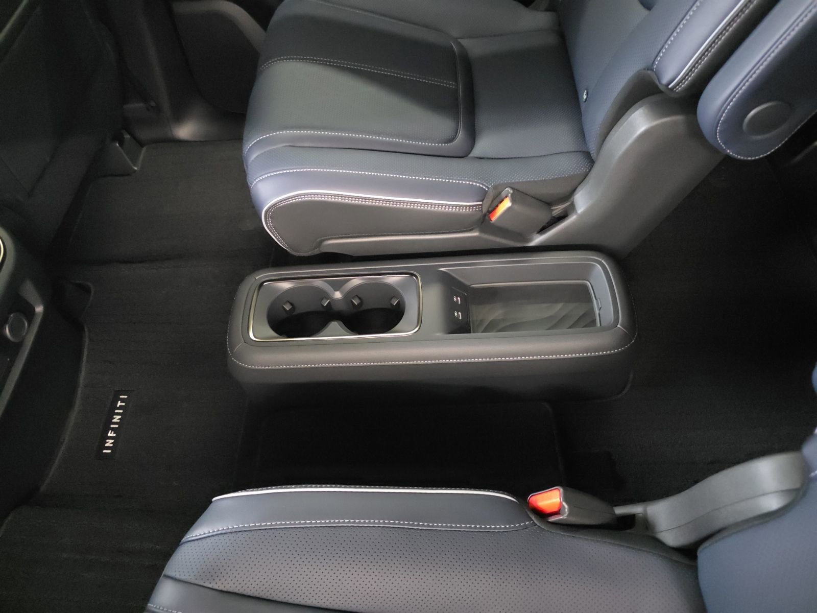 New 2026 INFINITI QX80 4WD image 25