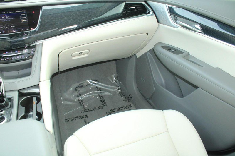 Used 2024 Cadillac XT6 Premium Luxury AWD/4WD image 22