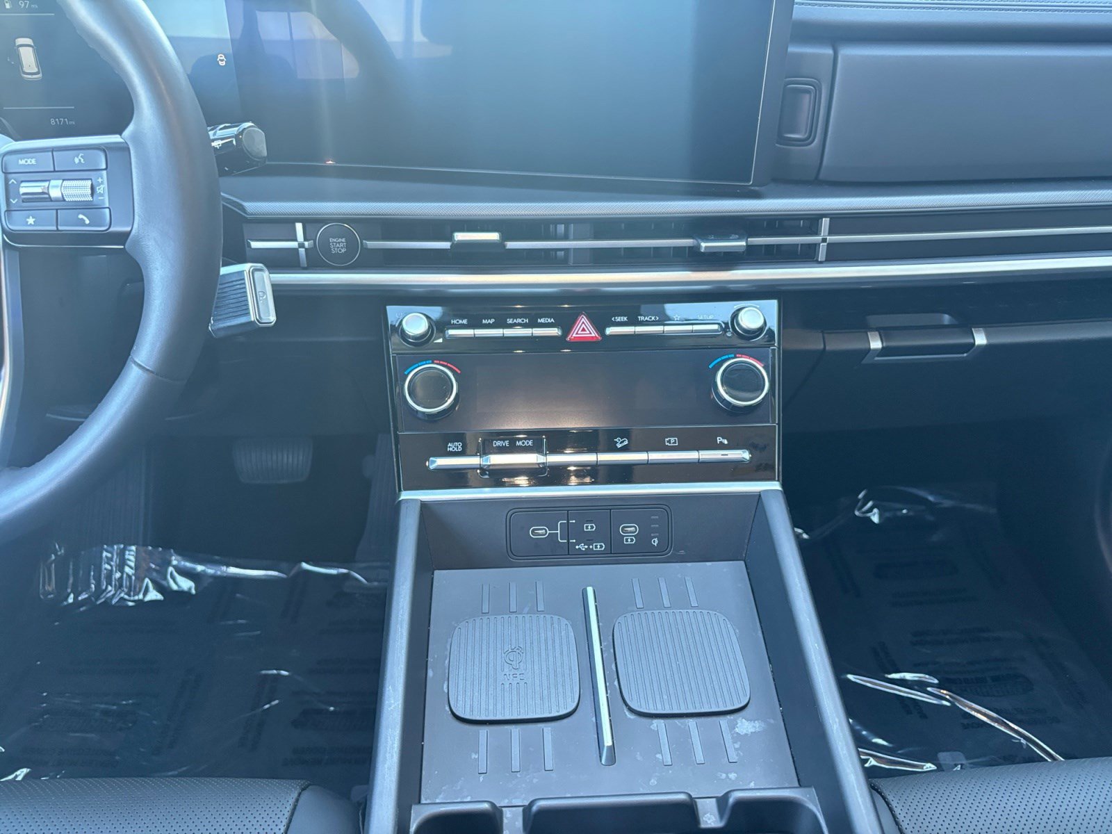 Used 2025 Hyundai Santa Fe SEL image 11