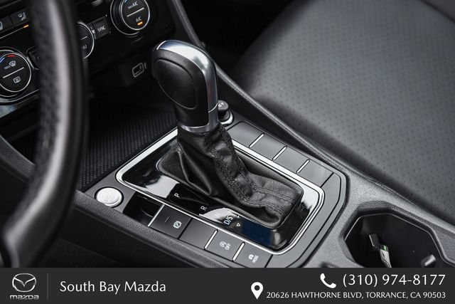 Used 2019 Volkswagen Jetta SEL FWD image 19