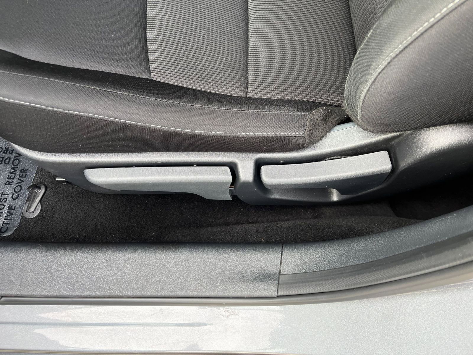 Used 2025 Nissan Sentra SV image 22