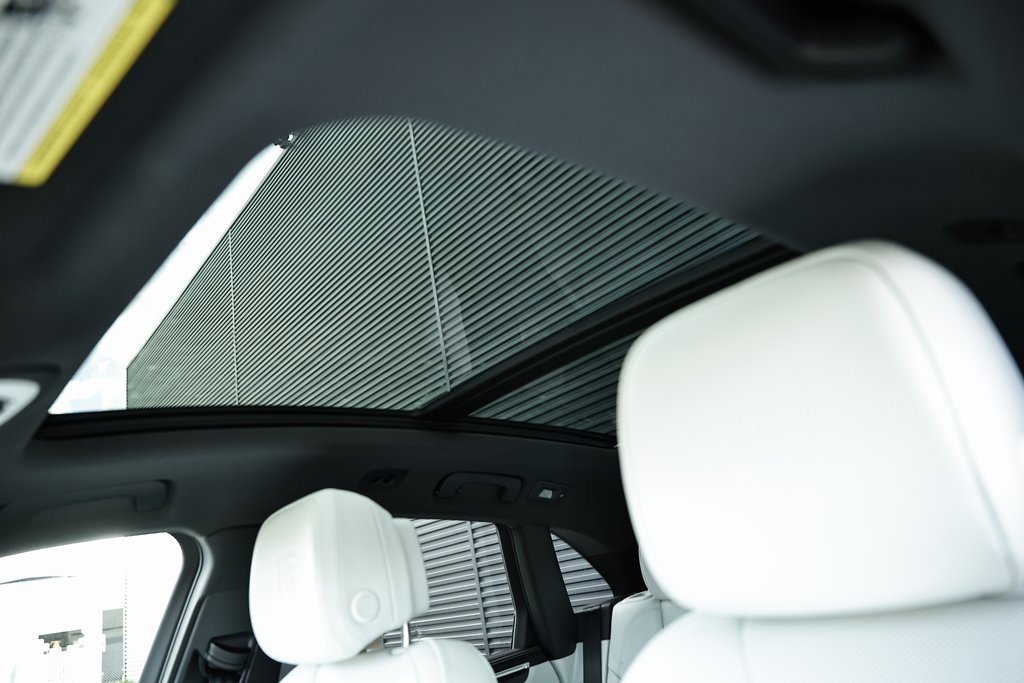 New 2026 Porsche Macan image 27