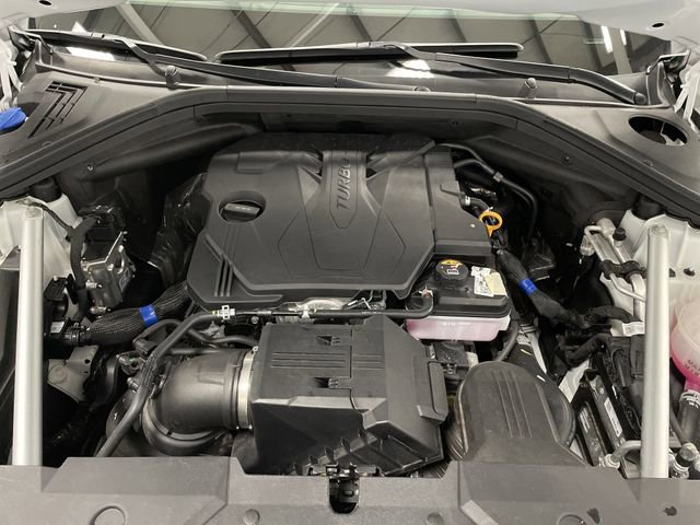 Used 2024 Genesis GV70 2.5T w/ Advanced Package image 40