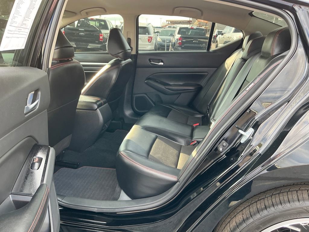 Used 2024 Nissan Altima 2.5 SR image 30