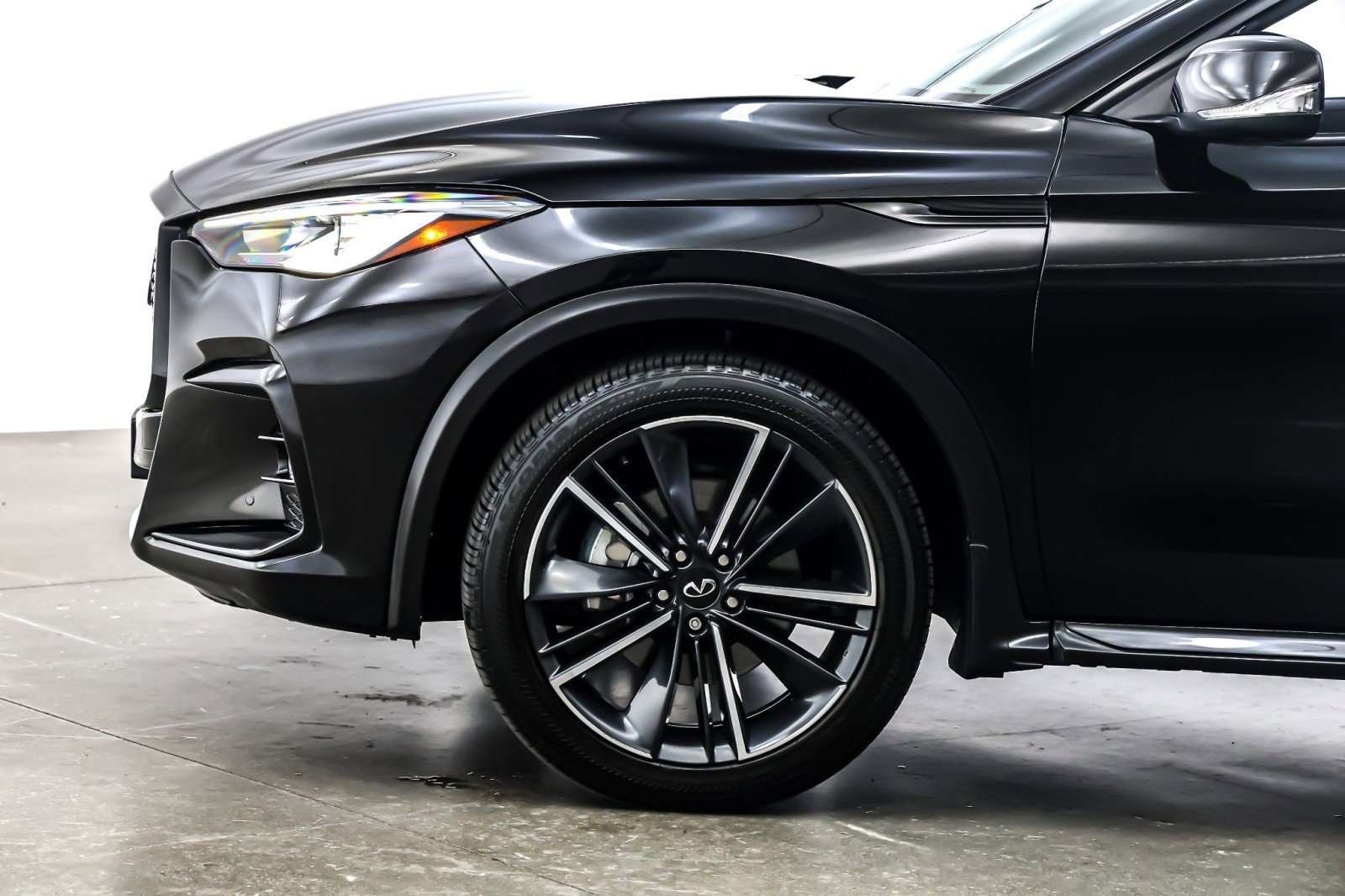 Used 2023 INFINITI QX50 Sport image 11