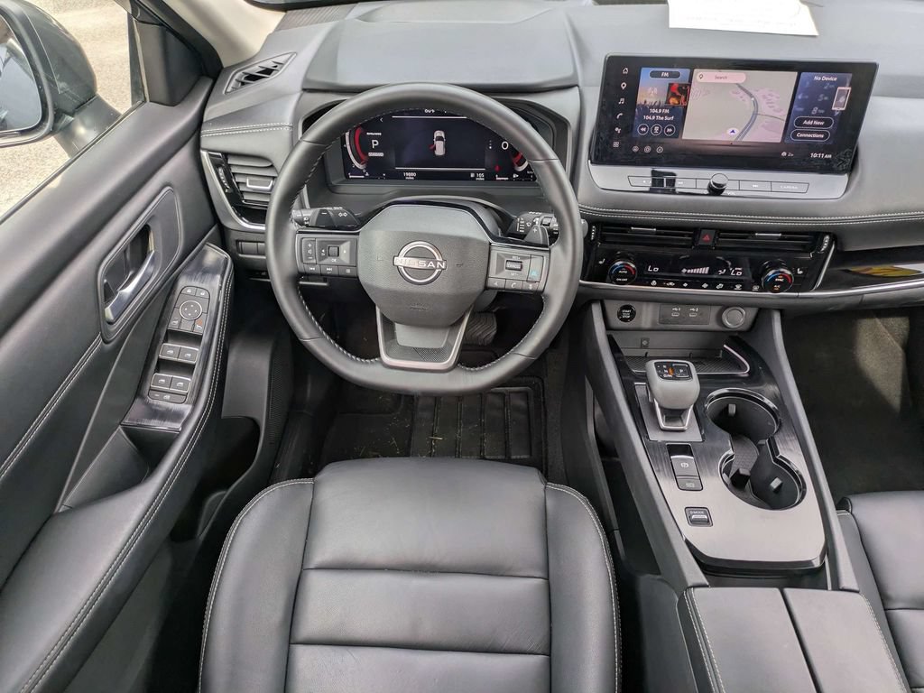 Used 2026 Nissan Rogue SL FWD image 17
