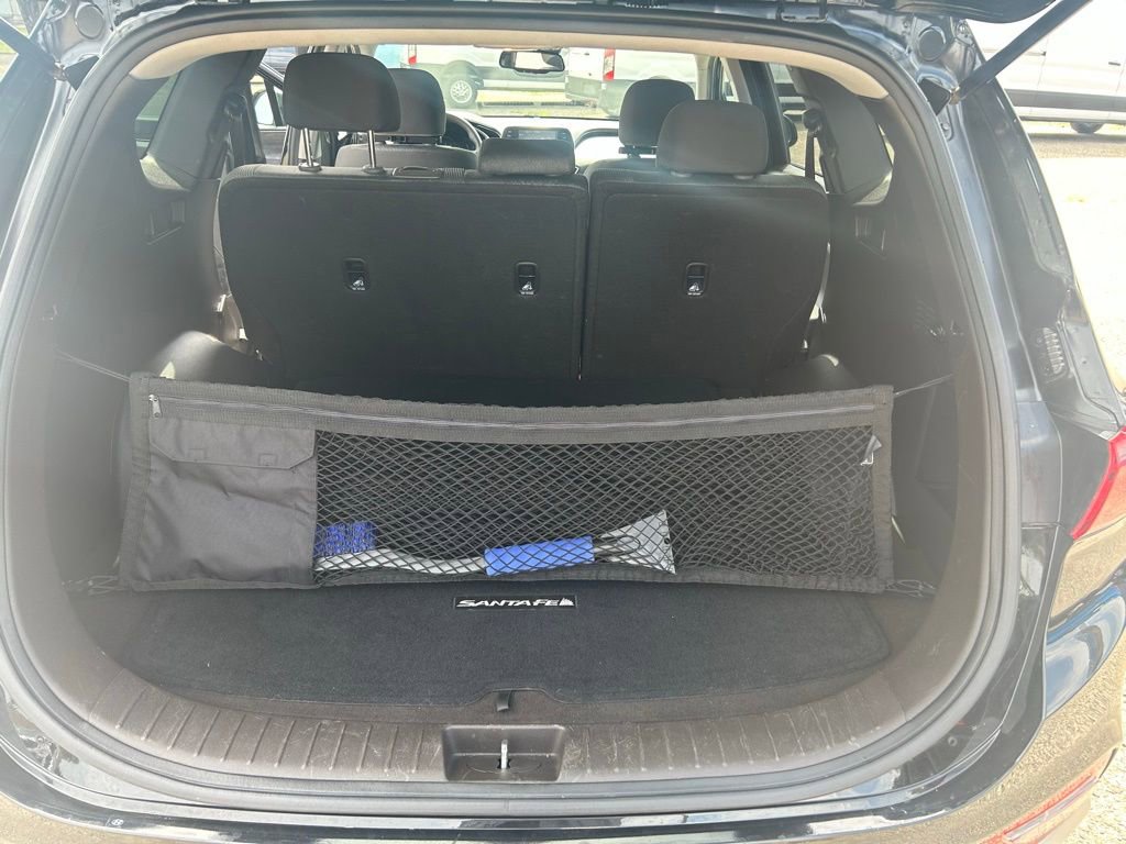 Used 2020 Hyundai Santa Fe SEL w/ Cargo Package image 16
