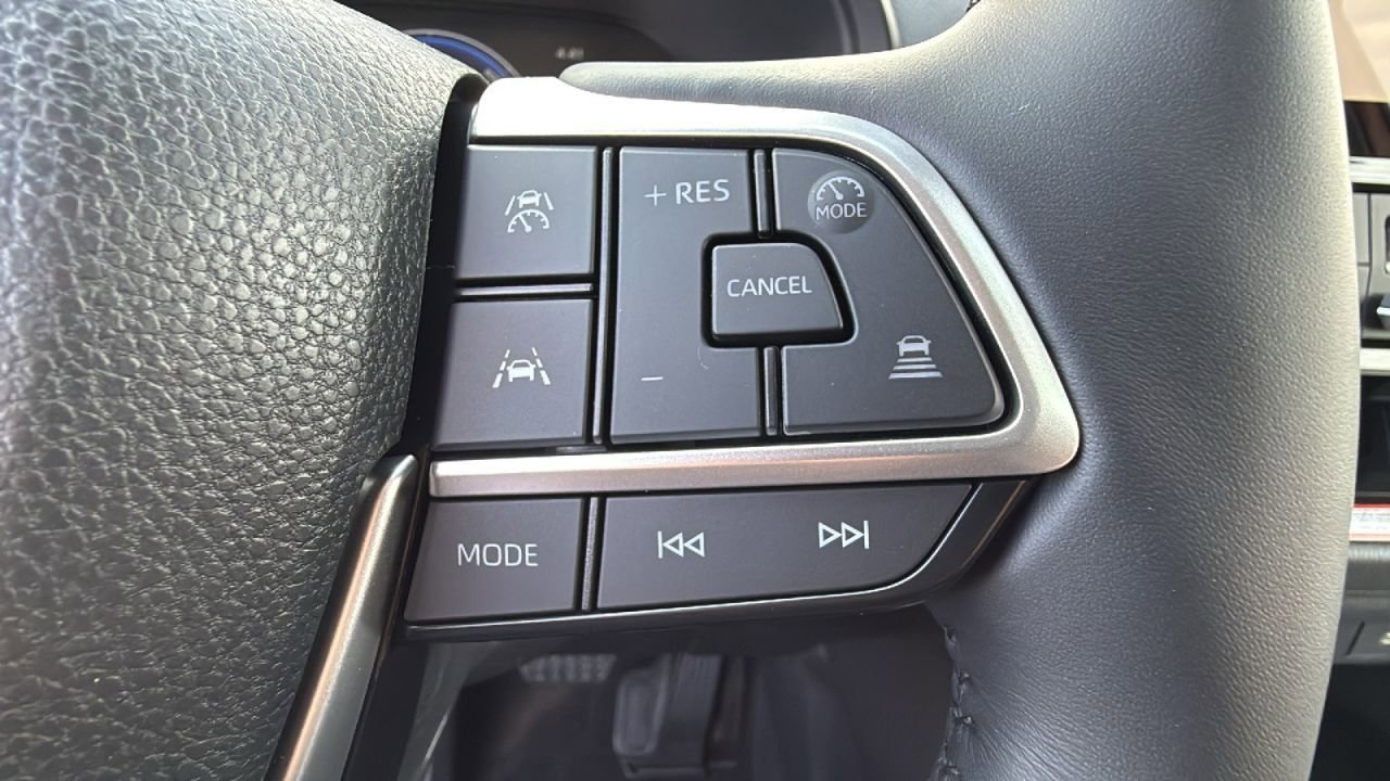 New 2026 Toyota Grand Highlander XLE image 27