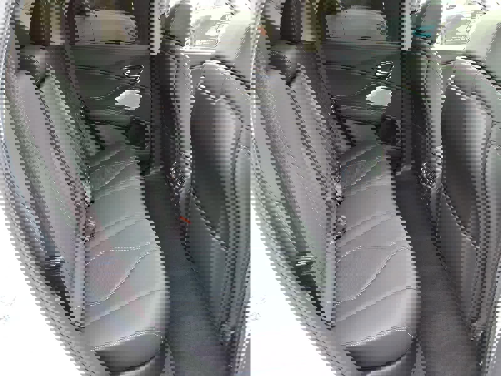 Used 2024 Acura RDX SH-AWD w/ Technology Package image 12