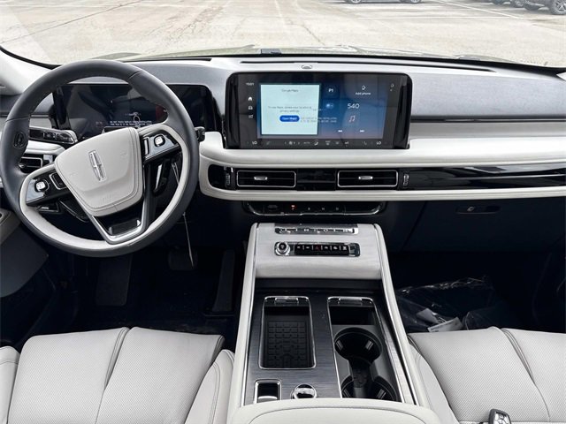 New 2025 Lincoln Aviator Reserve w/ Equipment Group 201A image 17