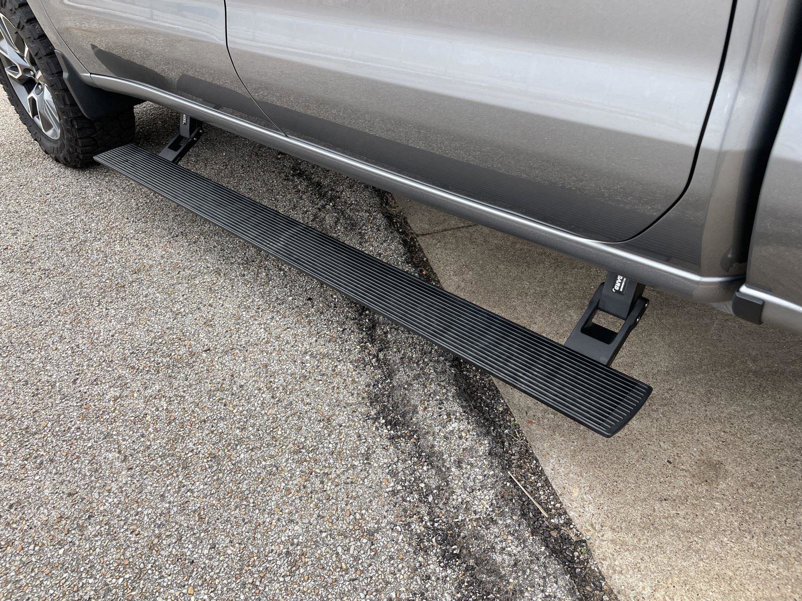 Used 2025 Chevrolet Silverado 1500 LT image 36