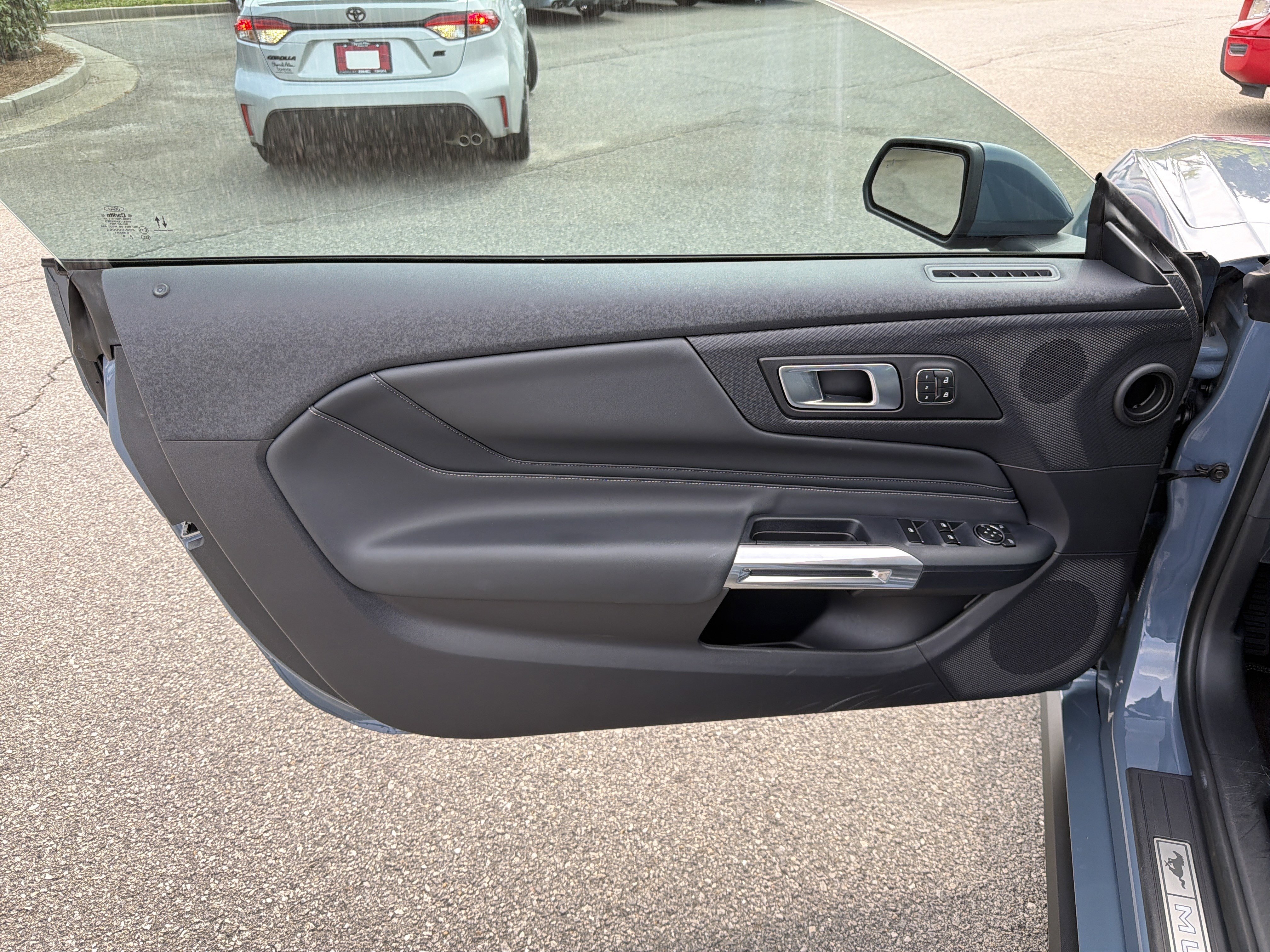 Used 2024 Ford Mustang Premium RWD image 21