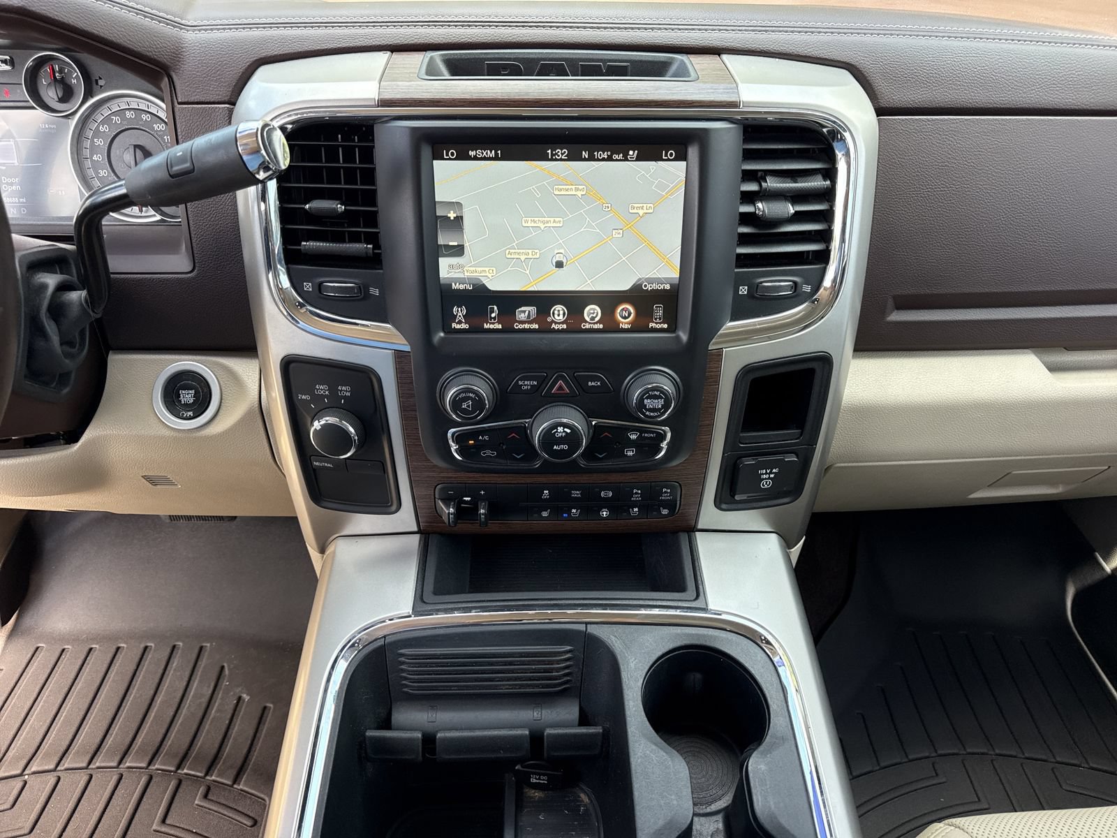 Used 2017 RAM 3500 Laramie AWD/4WD image 28