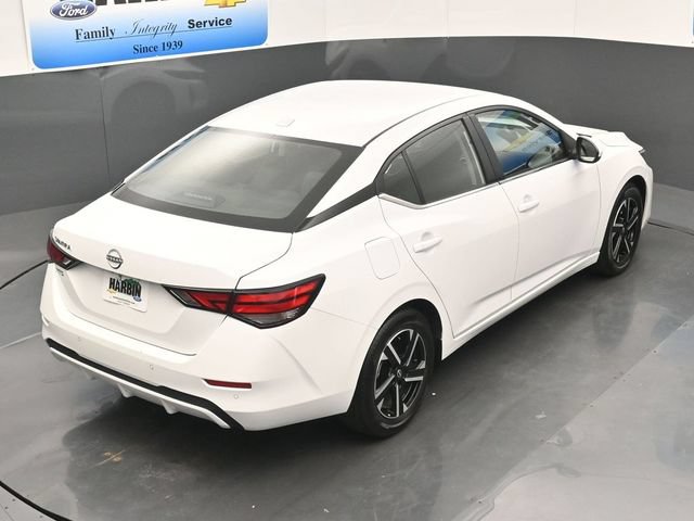 Used 2025 Nissan Sentra SV FWD image 24