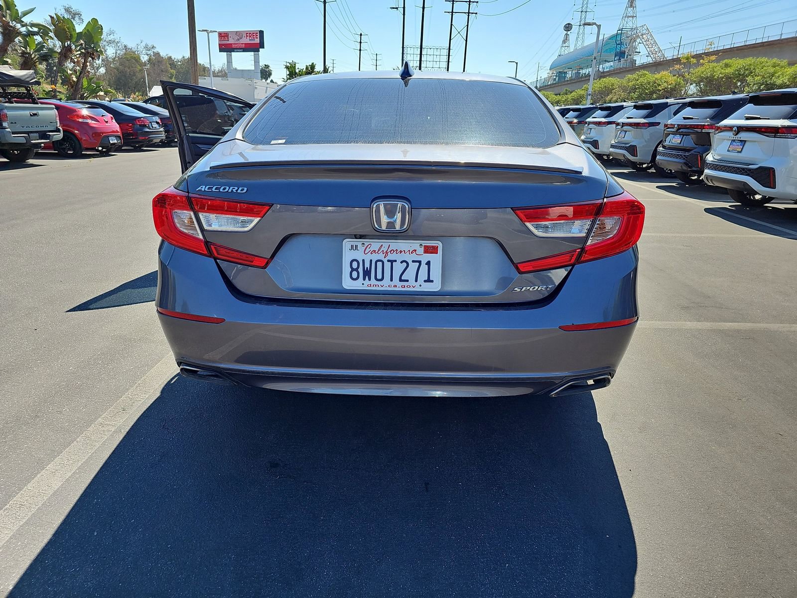 Used 2018 Honda Accord Sport image 11