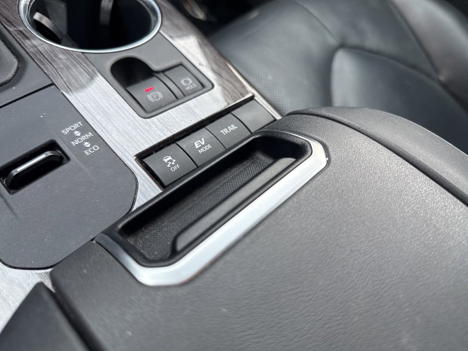 Used 2021 Toyota Highlander Limited image 25