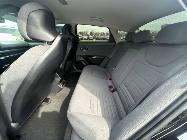 Used 2025 Kia K4 EX image 28