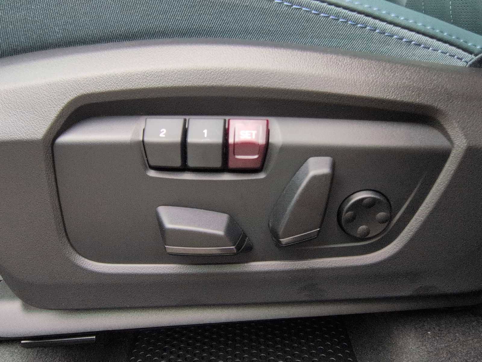 New 2025 MINI Cooper Countryman S w/ Comfort Package Max image 18