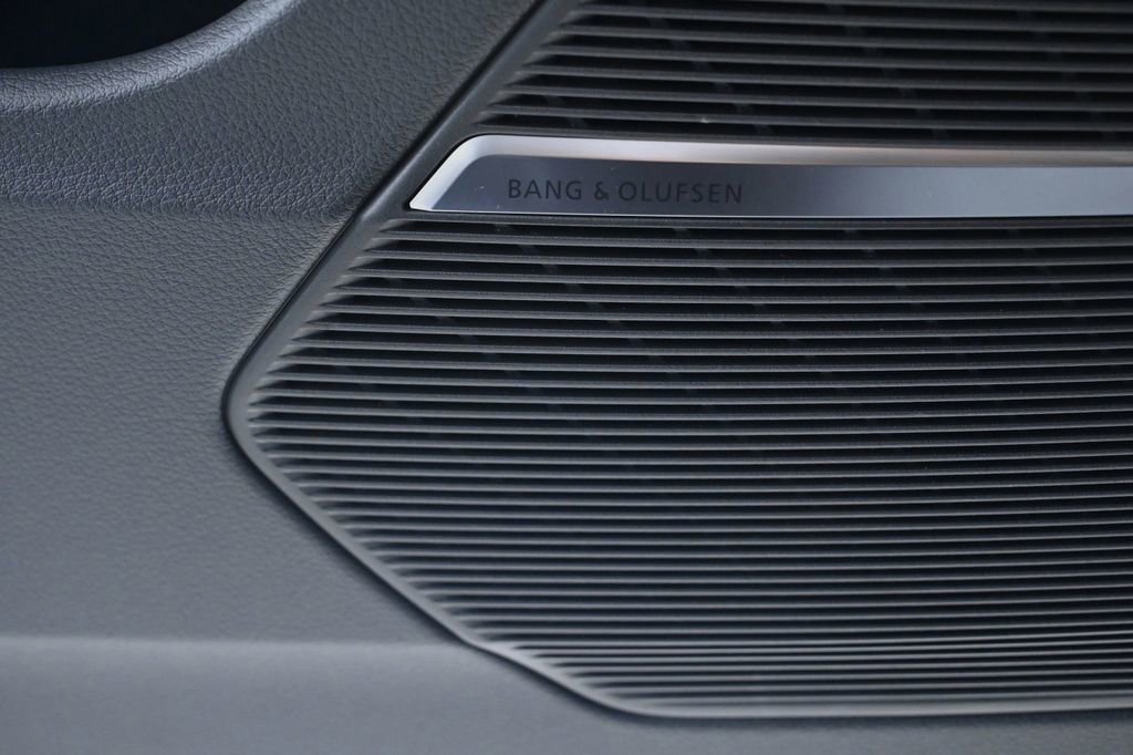 New 2026 Audi SQ8 Premium Plus image 21