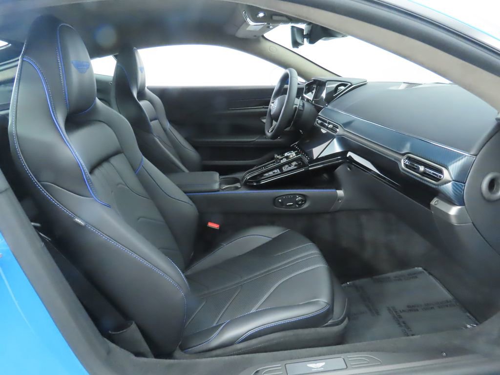 Used 2025 Aston Martin V8 Vantage Coupe image 20