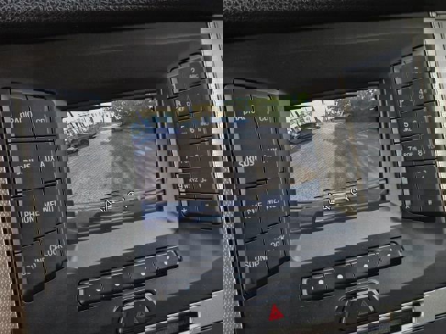 Used 2016 Ford Expedition EL XLT image 28