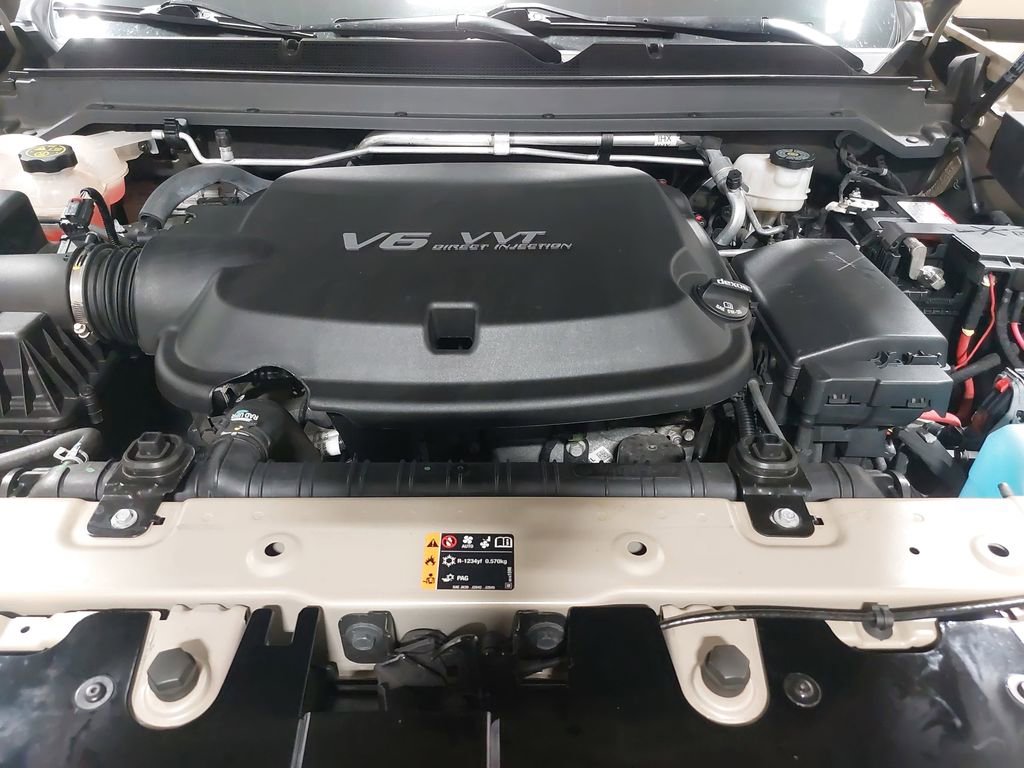 Used 2021 Chevrolet Colorado ZR2 image 29