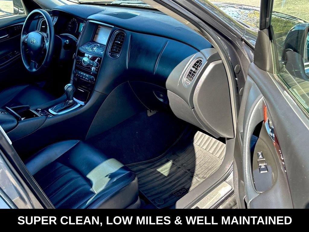 Used 2016 INFINITI QX50 Journey w/ Premium Package image 29