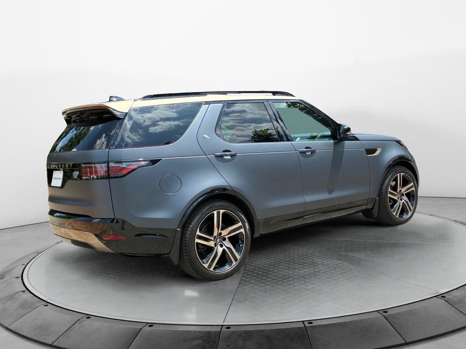 New 2026 Land Rover Discovery Limited Edition AWD/4WD image 7
