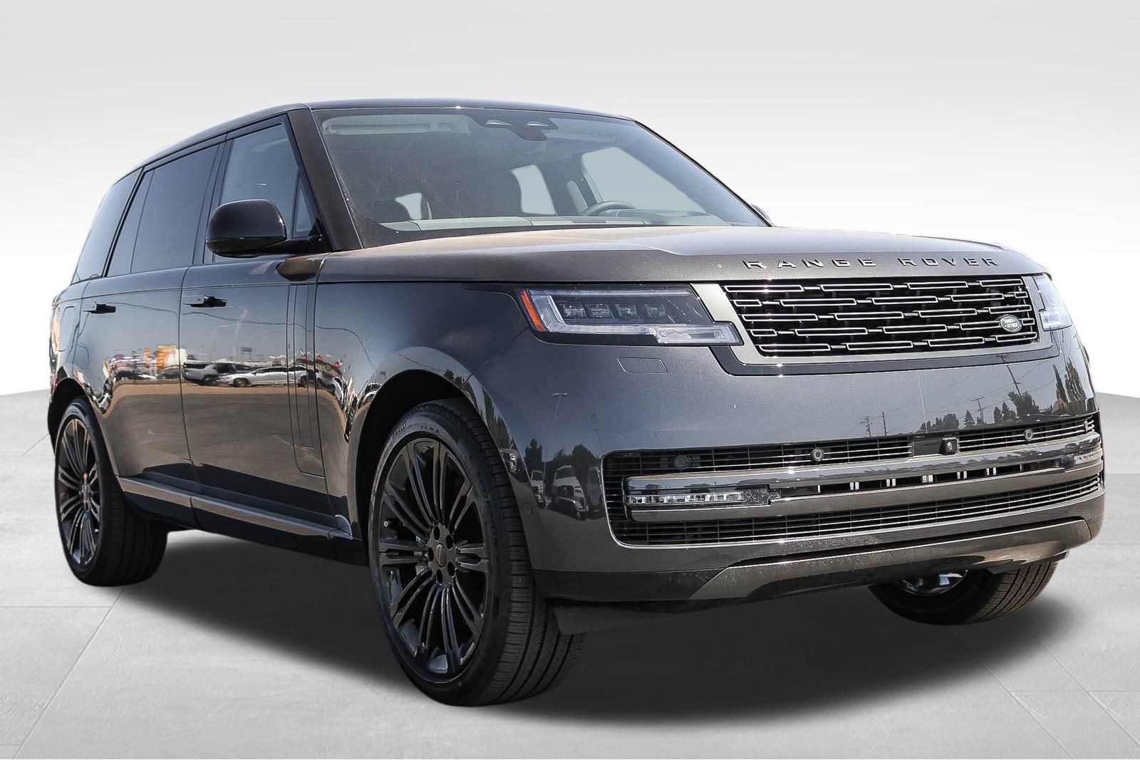 New 2026 Land Rover Range Rover Long Wheelbase SE AWD/4WD image 3