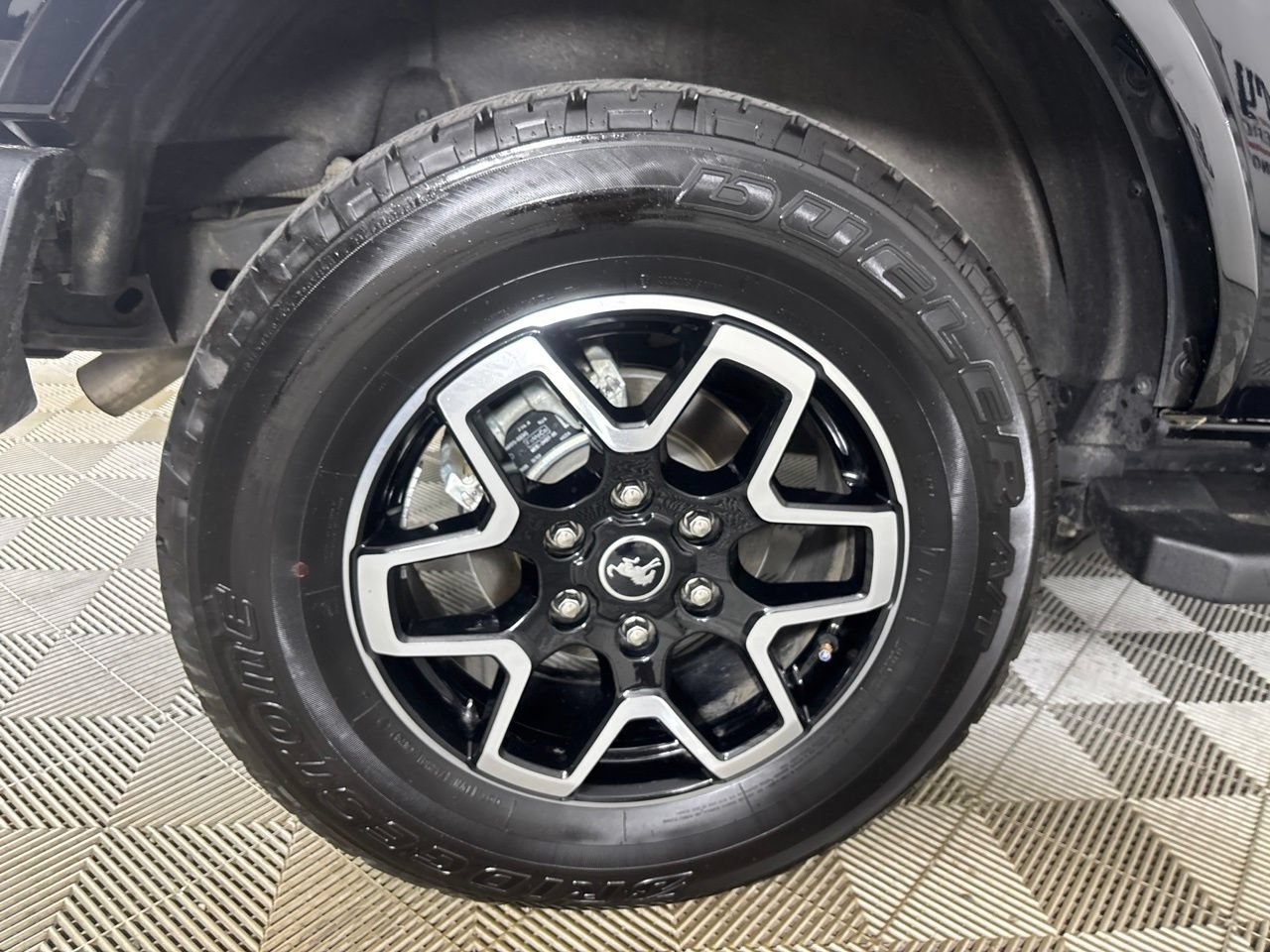 Used 2024 Ford Bronco Outer Banks AWD/4WD image 29