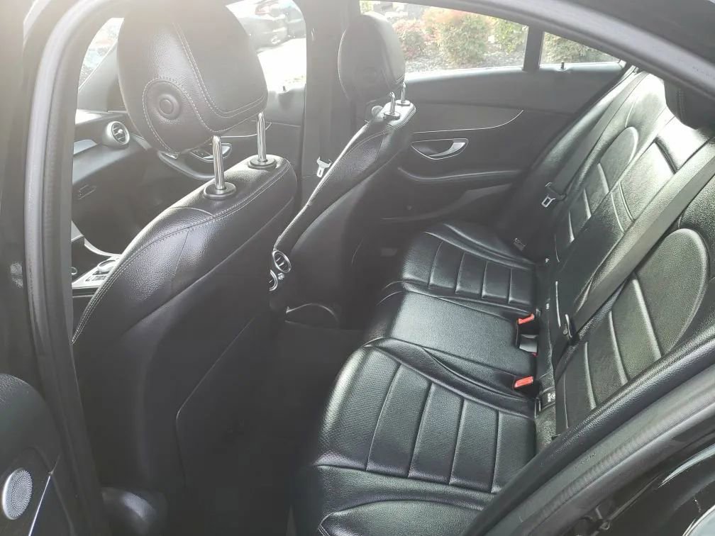 Used 2019 Mercedes-Benz C 300 4MATIC Sedan image 12