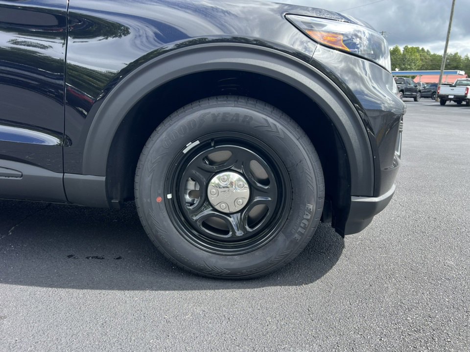 New 2025 Ford Explorer 4WD Police Interceptor image 10