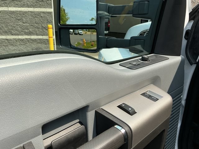 New 2027 Ford F650 2WD Regular Cab Super Duty image 10