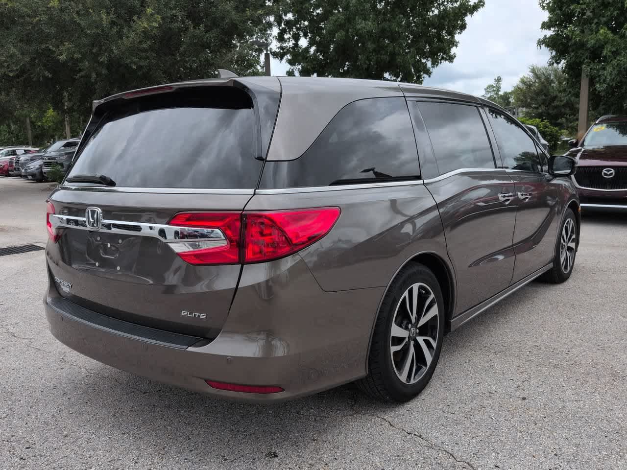 Used 2019 Honda Odyssey Elite image 6