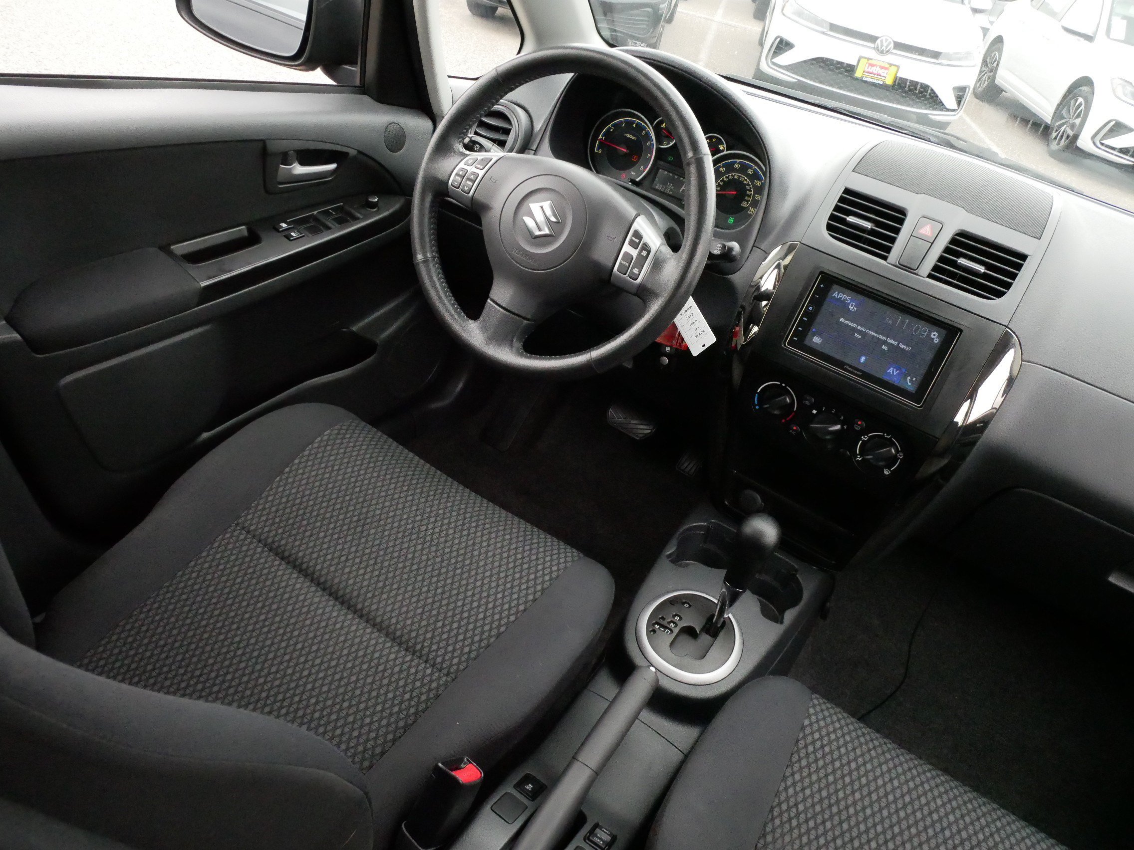 Used 2013 Suzuki SX4 Premium AWD/4WD image 9